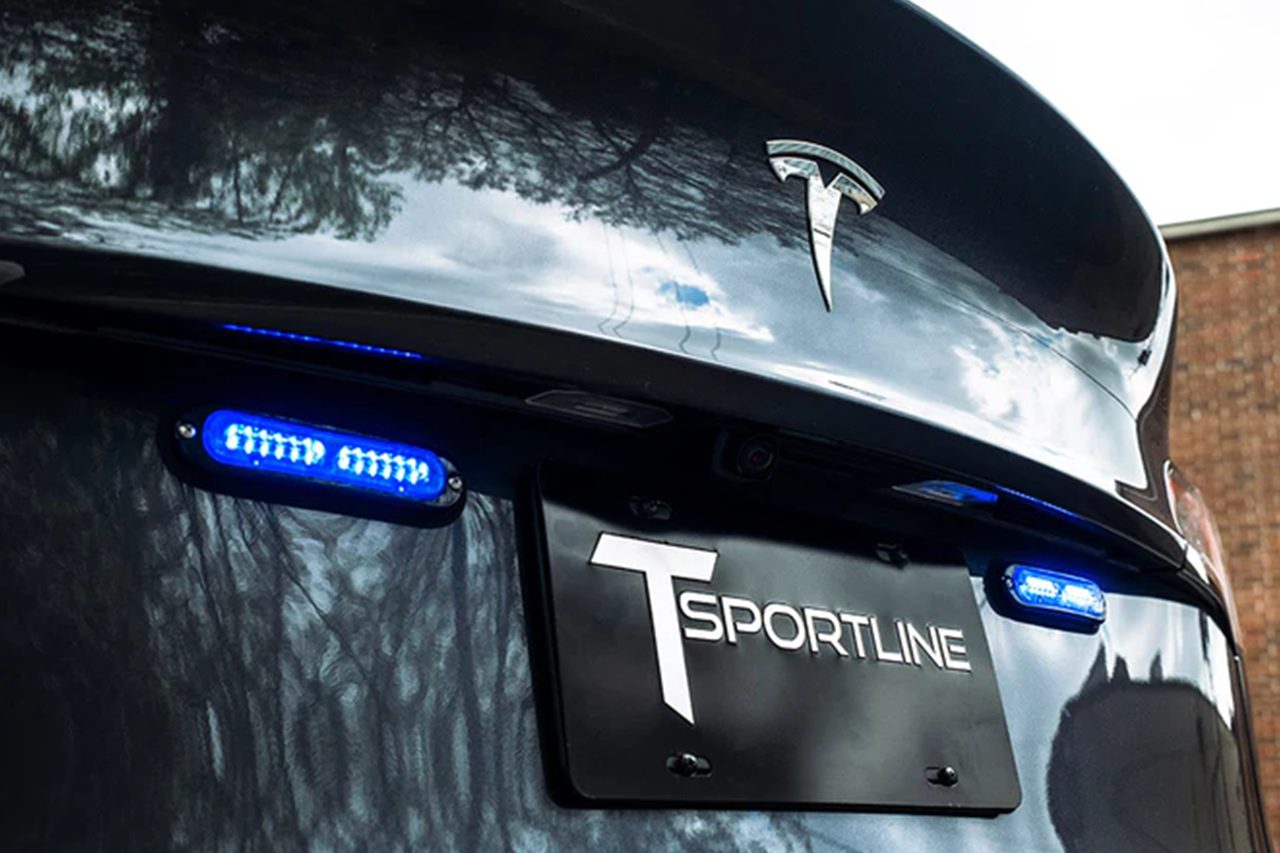Whelen ION Series Bolt-on Surface Mount LED Lightheads for Police & Emergency Tesla / Rivian Upfitting